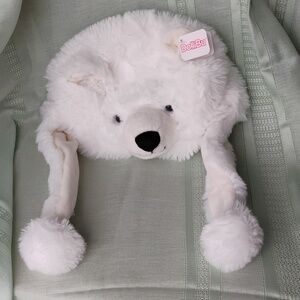 DolliBu White Polar Bear Hat Excellent Condition